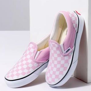 Pink checkered women’s Vans